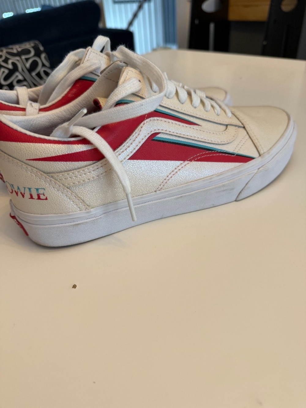 VANs Old Skool x David Bowie Aladdin Sane